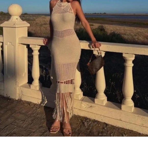 Zara Chic Beige Crochet Dress with Fringe. New - Picture 13 of 14